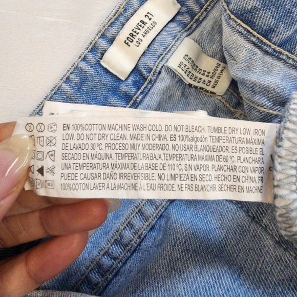 Forever 21 Women's Ombre Distressed Denim Blue White Jeans Mini Skirt, sz 25 - Picture 9 of 9